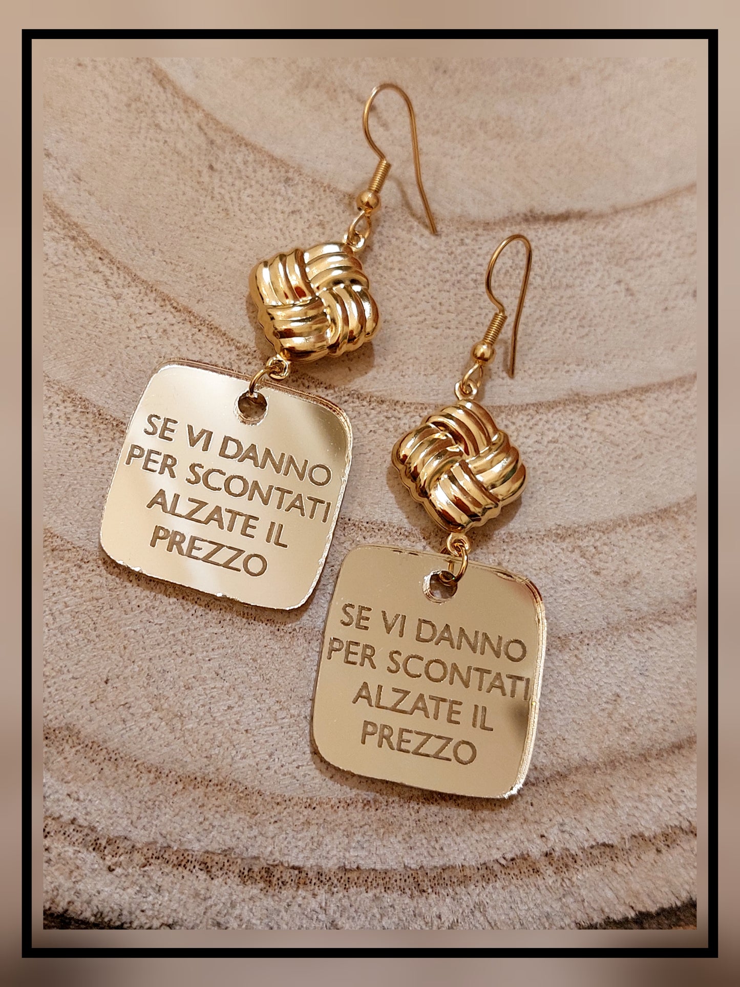 ORECCHINO CITAZIONE