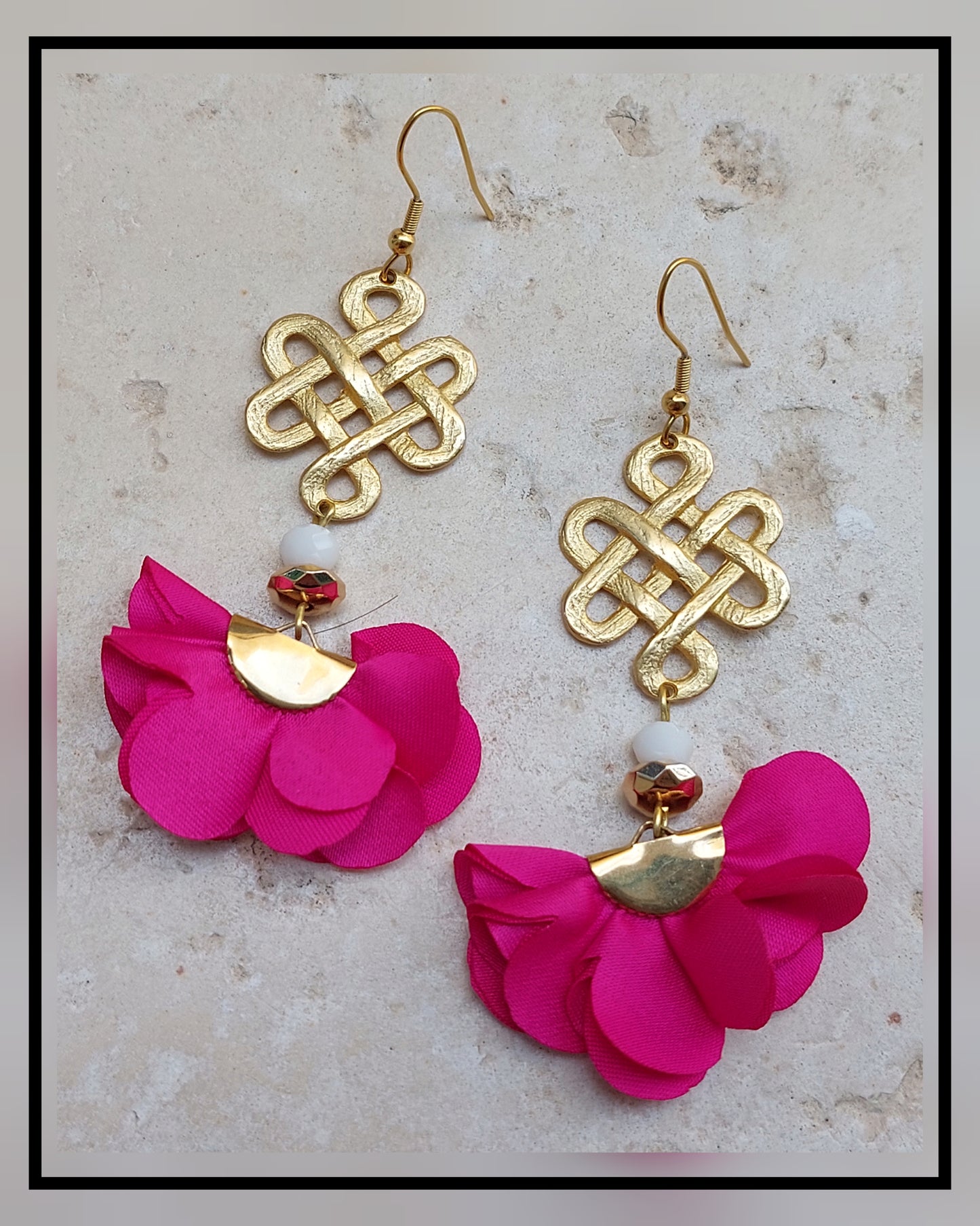 ORECCHINO MODELLO LAMPADARIO