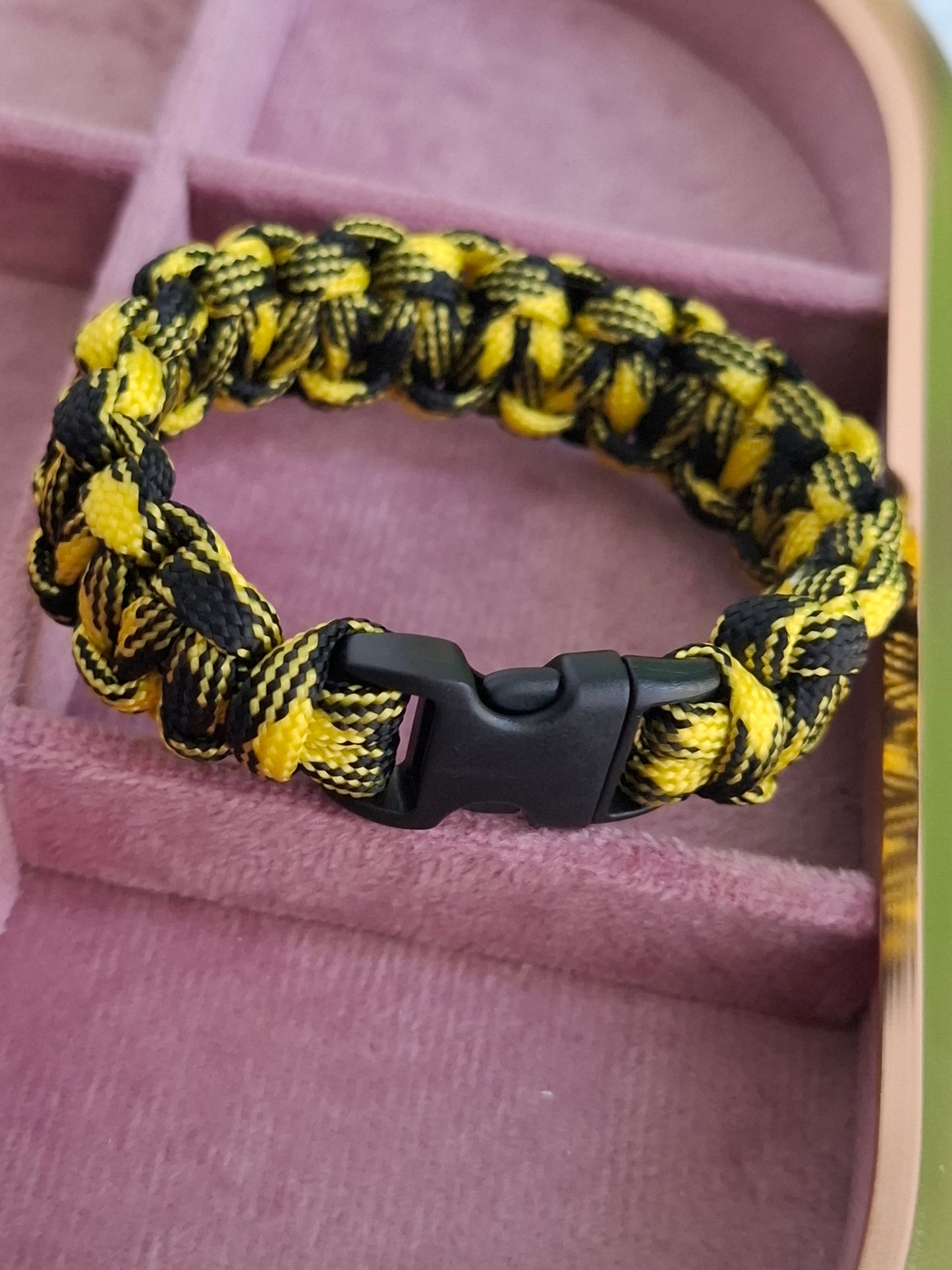 BRACCIALE PARACORD