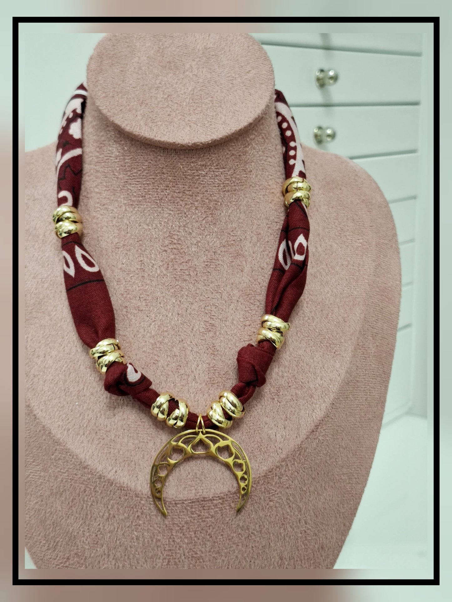 COLLANA BANDANA