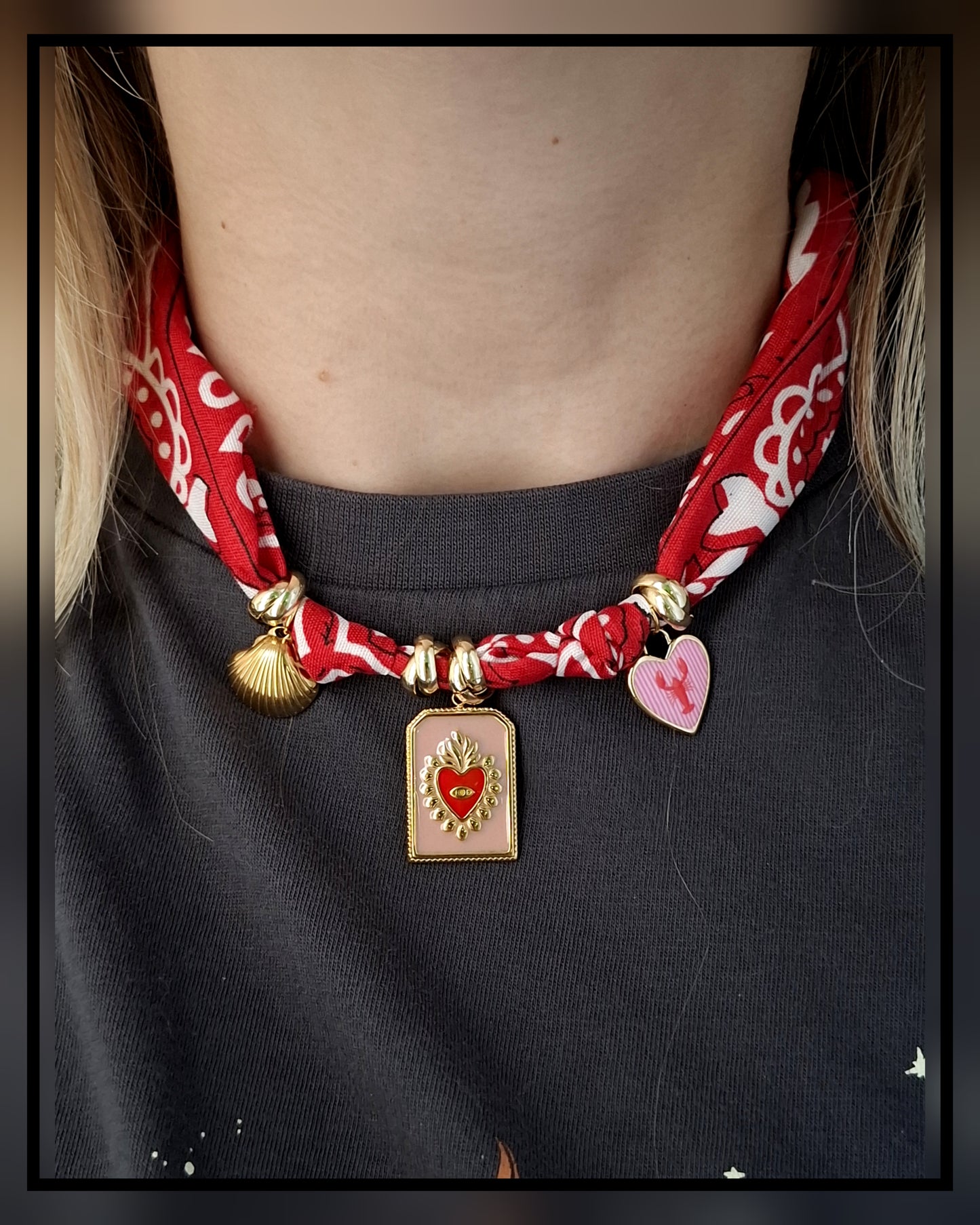 COLLANA BANDANA